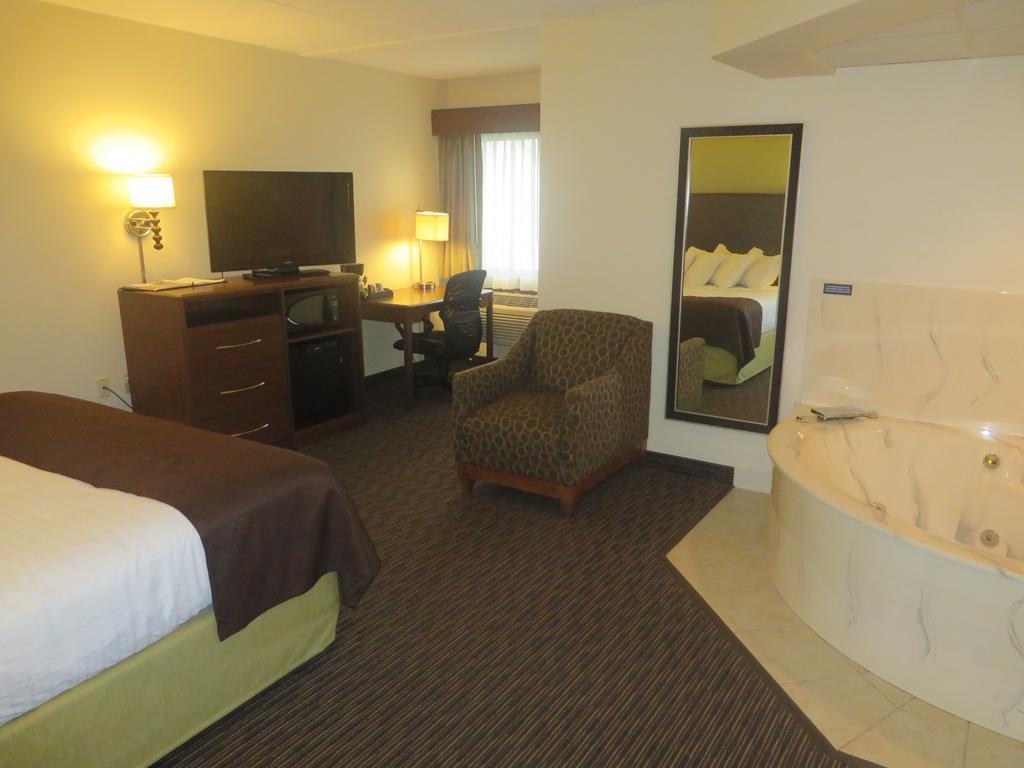 Americinn By Wyndham Rice Lake Kültér fotó